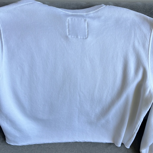 Hollister cropped sweatshirt size M medium. Flawless color! - Picture 3 of 4